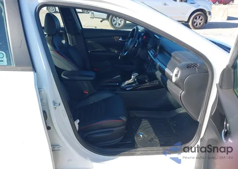 2021 Kia Forte Gt из США, поврежденный, VIN 3KPF44AC2ME313952